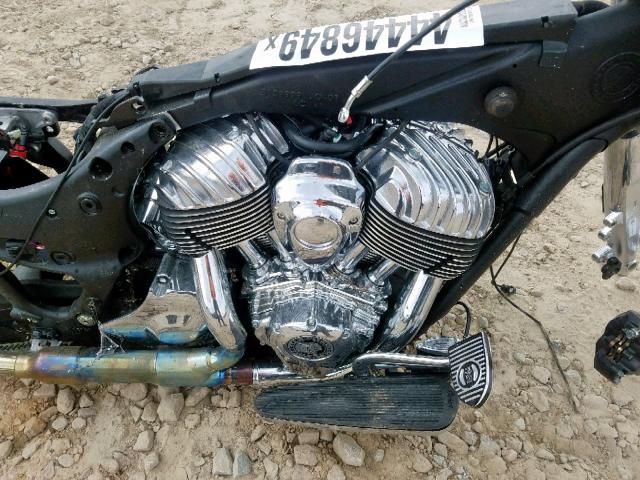 56KTRAAA2J3364950 - 2018 INDIAN MOTORCYCLE CO. ROADMASTER  photo 7