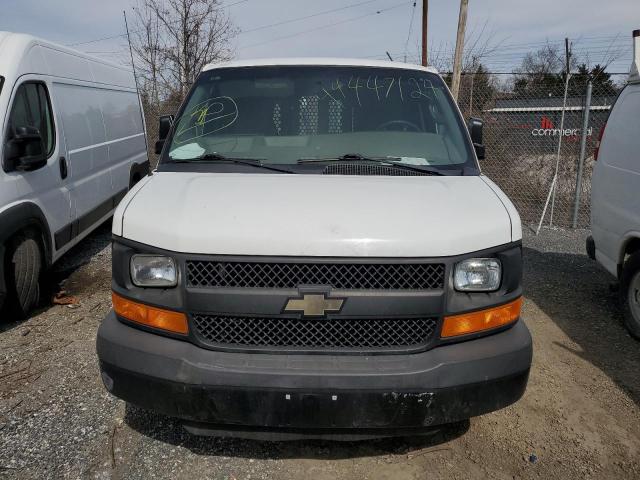 1GCWGAFF6G1235580 - 2016 CHEVROLET EXPRESS G2 WHITE photo 5