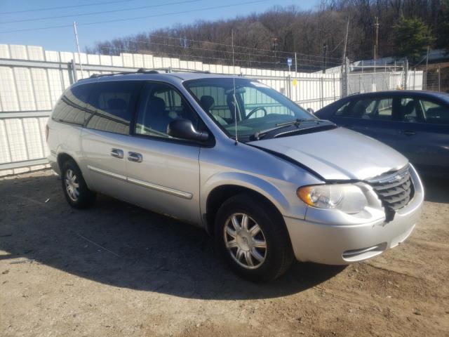 2C4GP54L85R278234 - 2005 CHRYSLER TOWN & COU TOURING 银色 照片 4