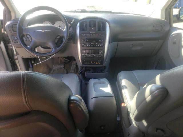 2C4GP54L85R278234 - 2005 CHRYSLER TOWN & COU TOURING 银色 照片 8