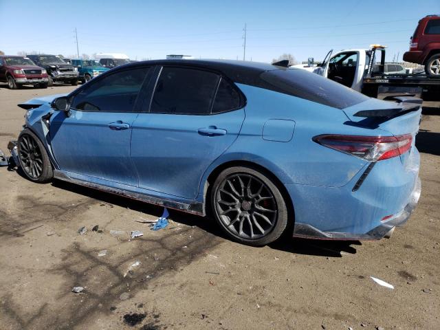 4T1KZ1AK5NU065135 - 2022 TOYOTA CAMRY TRD BLUE photo 2