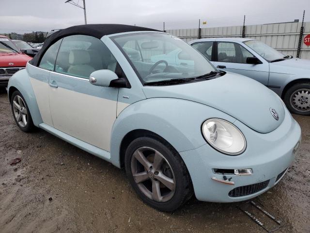 3VWRG3AL1AM004423 - 2010 VOLKSWAGEN NEW BEETLE Blau Foto 4