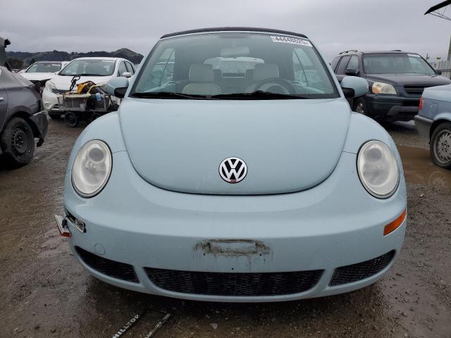 3VWRG3AL1AM004423 - 2010 VOLKSWAGEN NEW BEETLE Blau Foto 5