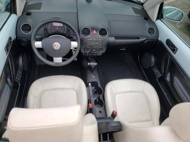 3VWRG3AL1AM004423 - 2010 VOLKSWAGEN NEW BEETLE Blau Foto 8