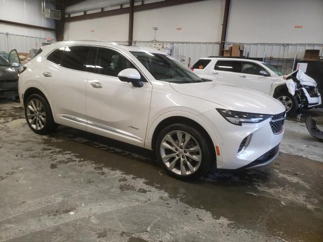 LRBFZRR40PD150511 - 2023 BUICK ENVISION AVENIR WHITE photo 4