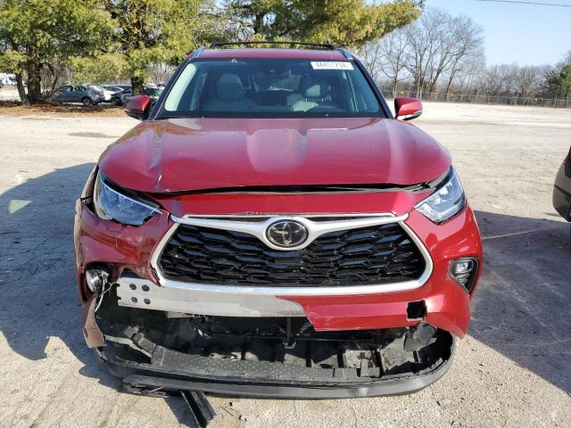 5TDGZRBH0LS515450 - 2020 TOYOTA HIGHLANDER XLE RED photo 5