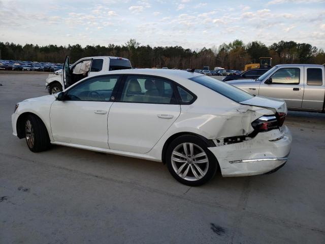 1VWLA7A35KC010064 - 2019 VOLKSWAGEN PASSAT WOLFSBURG WHITE photo 2