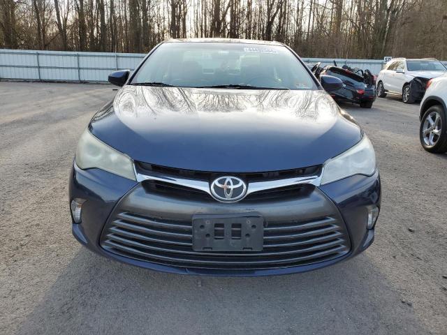 4T1BF1FK5FU997581 - 2015 TOYOTA CAMRY LE BLUE photo 5