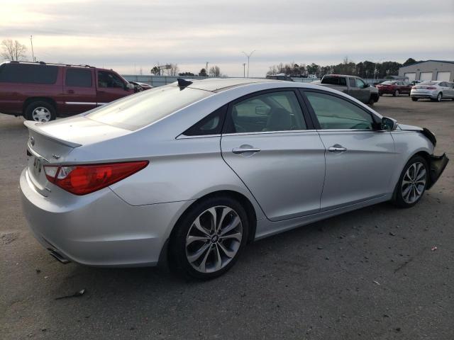 5NPEC4AB2DH621026 - 2013 HYUNDAI SONATA SE SILVER photo 3