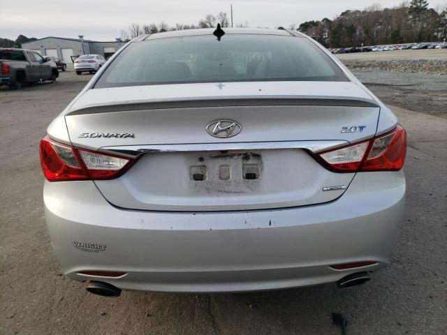 5NPEC4AB2DH621026 - 2013 HYUNDAI SONATA SE SILVER photo 6