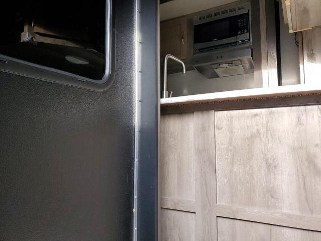 4YDF32F20K1532056 - 2019 KEYSTONE SPRINTER WHITE photo 6