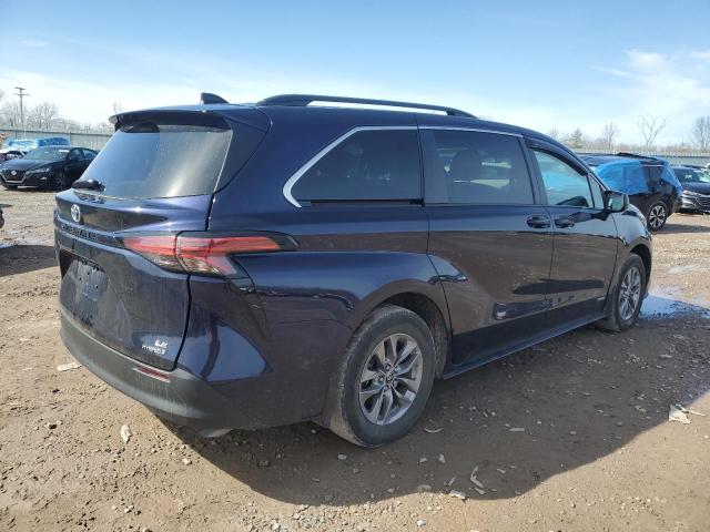 5TDKRKEC6MS069520 - 2021 TOYOTA SIENNA LE BLUE photo 3