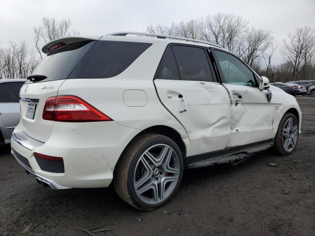 4JGDA7EB8CA051550 - 2012 MERCEDES-BENZ ML 63 AMG WHITE photo 3