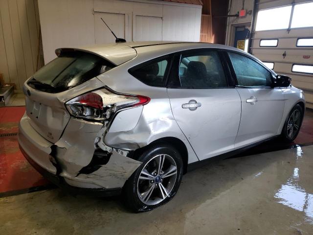 1FADP3KE1GL292991 - 2016 FORD FOCUS SE SILVER photo 3