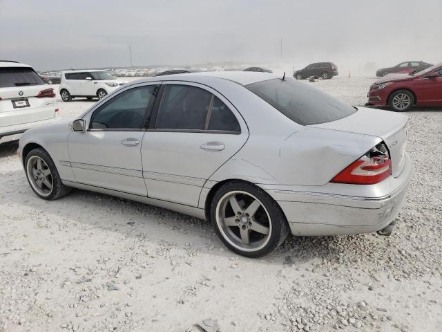 WDBRF64J61F113881 - 2001 MERCEDES-BENZ C 320 SILVER photo 2