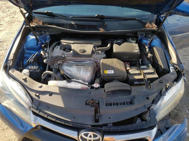 4T1BF1FKXHU627438 - 2017 TOYOTA CAMRY LE BLUE photo 11