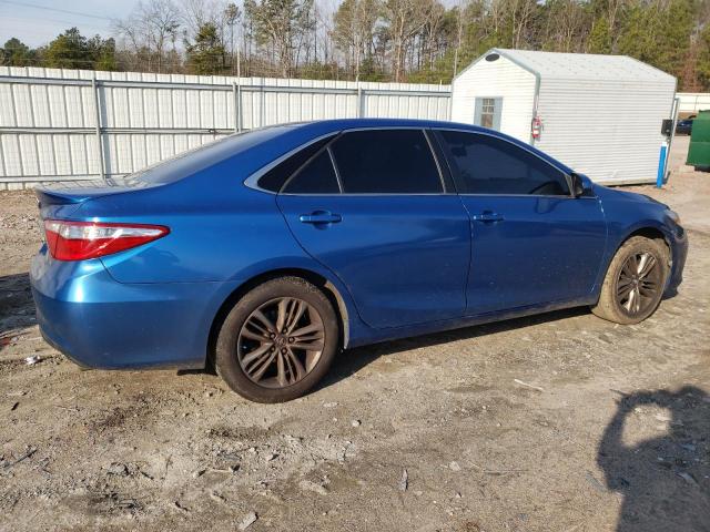 4T1BF1FKXHU627438 - 2017 TOYOTA CAMRY LE BLUE photo 3