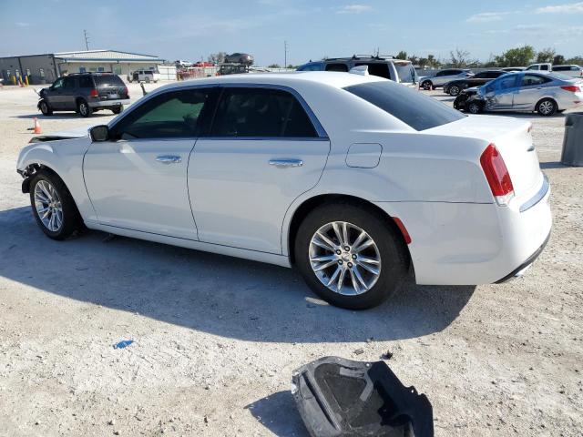 2C3CCAEG8GH328616 - 2016 CHRYSLER 300C WHITE photo 2