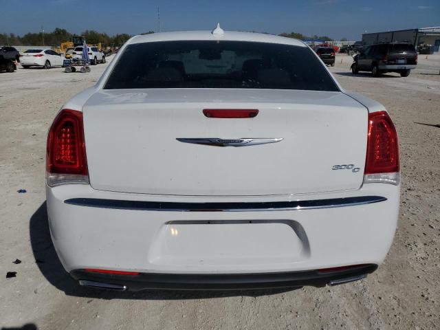 2C3CCAEG8GH328616 - 2016 CHRYSLER 300C WHITE photo 6