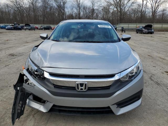 2HGFC2F51JH563198 - 2018 HONDA CIVIC LX SILVER photo 5