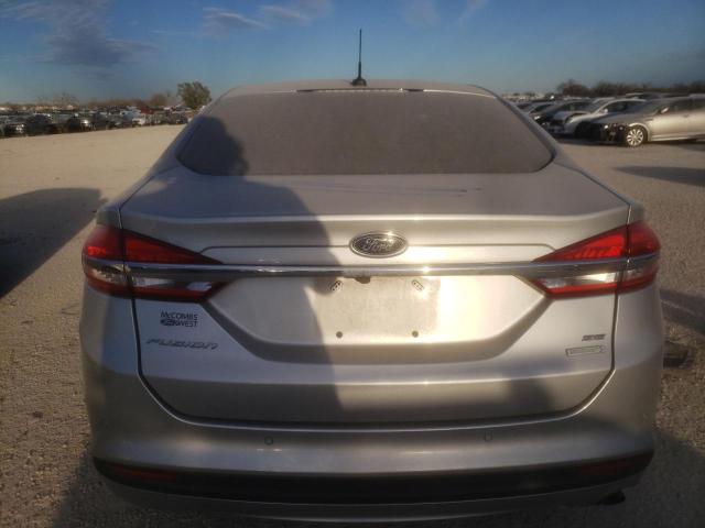 3FA6P0HD0JR224258 - 2018 FORD FUSION SE SILVER photo 6