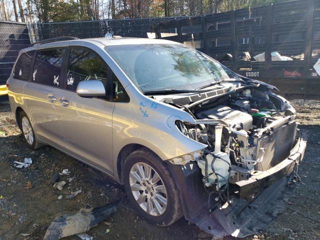 5TDYK3DC4FS571323 - 2015 TOYOTA SIENNA XLE SILVER photo 4