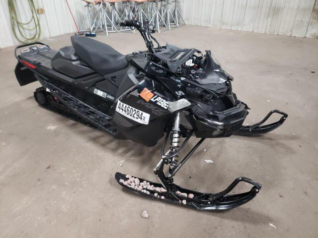 2BPSUDMA6MV000076 - 2021 SKI DOO MXZ BLACK photo 1