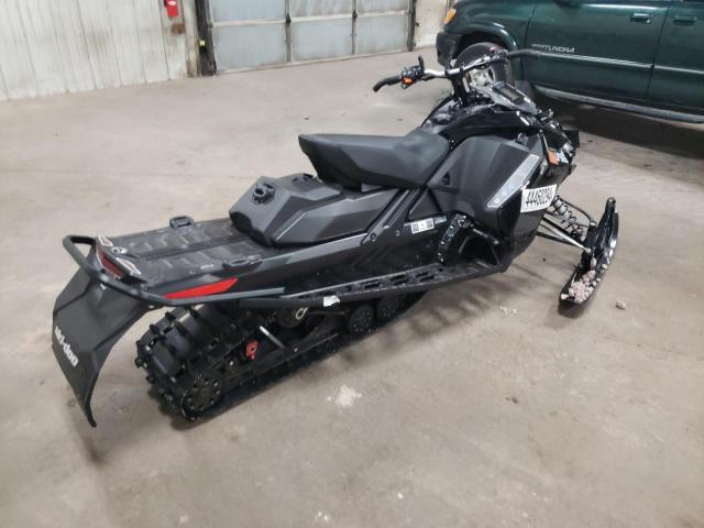 2BPSUDMA6MV000076 - 2021 SKI DOO MXZ BLACK photo 4