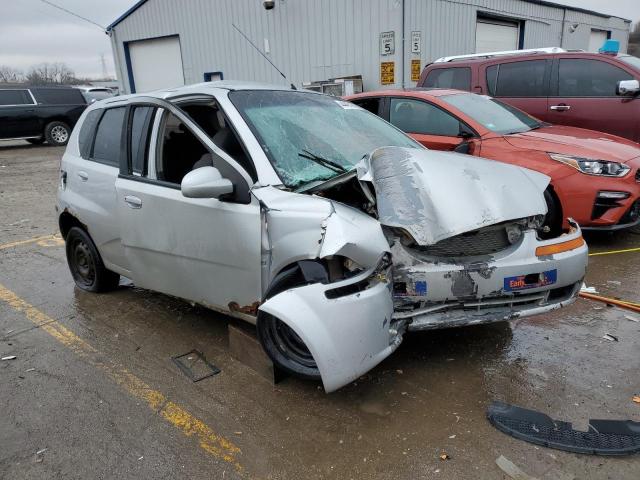 KL1TD66667B762609 - 2007 CHEVROLET AVEO BASE SILVER photo 4