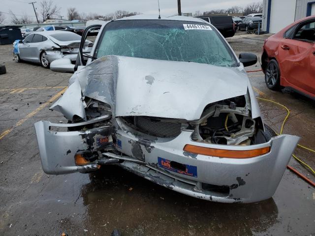 KL1TD66667B762609 - 2007 CHEVROLET AVEO BASE SILVER photo 5