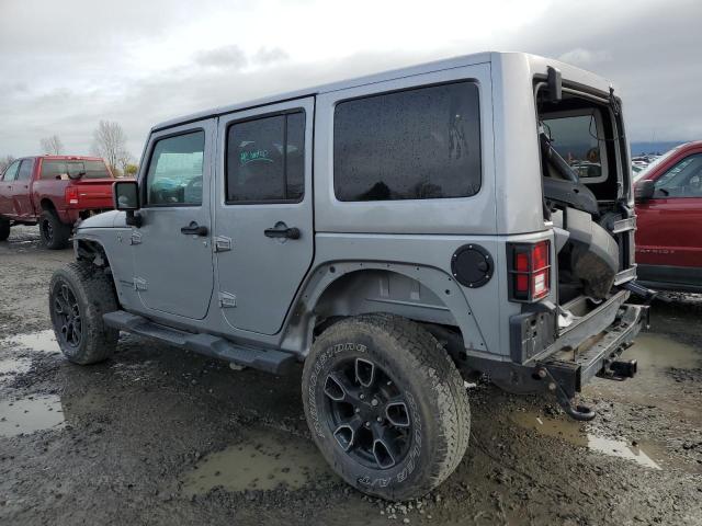 1C4BJWEG2JL844829 - 2018 JEEP WRANGLER U SAHARA SILVER photo 2