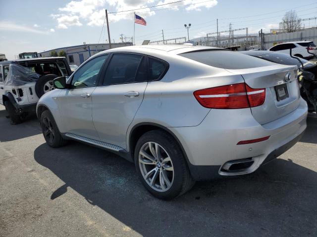 5UXFG83538LZ91795 - 2008 BMW X6 XDRIVE50I SILVER photo 2