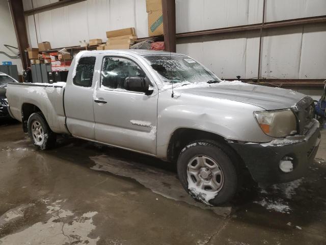 5TETX4CN7AZ689382 - 2010 TOYOTA TACOMA ACCESS CAB SILVER photo 4