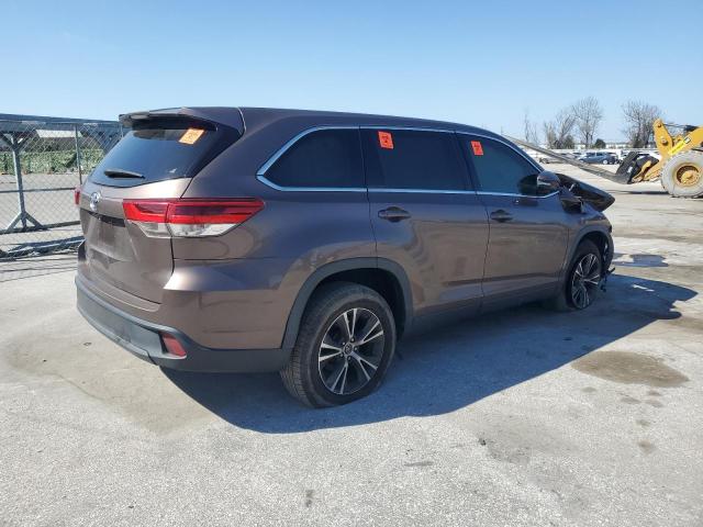 5TDZZRFH0KS342255 - 2019 TOYOTA HIGHLANDER LE BROWN photo 3