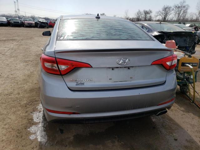 5NPE24AF9FH002755 - 2015 HYUNDAI SONATA SE GRAY photo 6