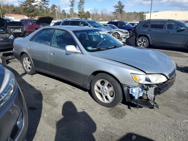 JT8BF28G115108036 - 2001 LEXUS ES 300 SILVER photo 4