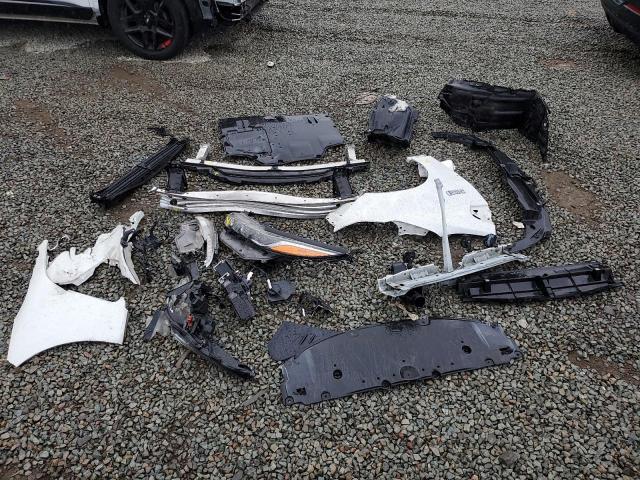 JTDKARFP2K3113156 - 2019 TOYOTA PRIUS PRIM 白色 照片 12