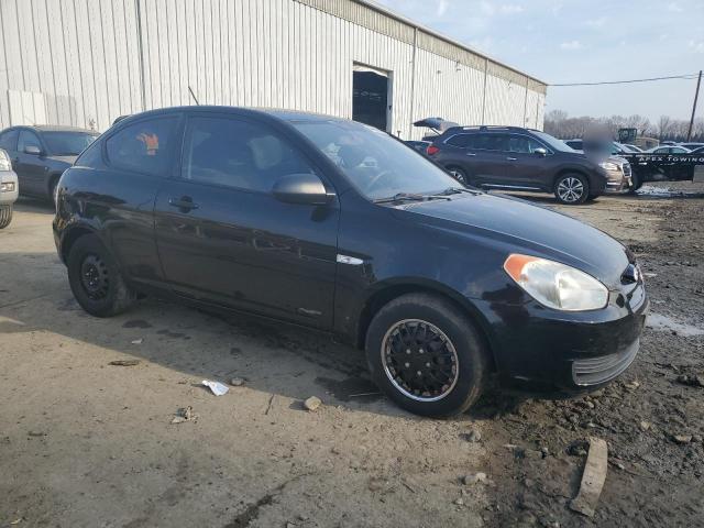 KMHCM36C68U084443 - 2008 HYUNDAI ACCENT GS BLACK photo 4