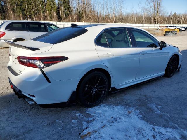 4T1K61BK9NU072323 - 2022 TOYOTA CAMRY XSE WHITE photo 3