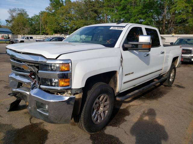 1GC1KWEG3JF264822 - 2018 CHEVROLET SILVERADO K2500 HEAVY DUTY LTZ WHITE photo 1