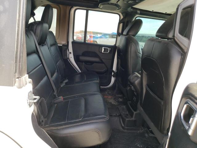 1C4HJXEG3JW206894 - 2018 JEEP WRANGLER U SAHARA WHITE photo 10