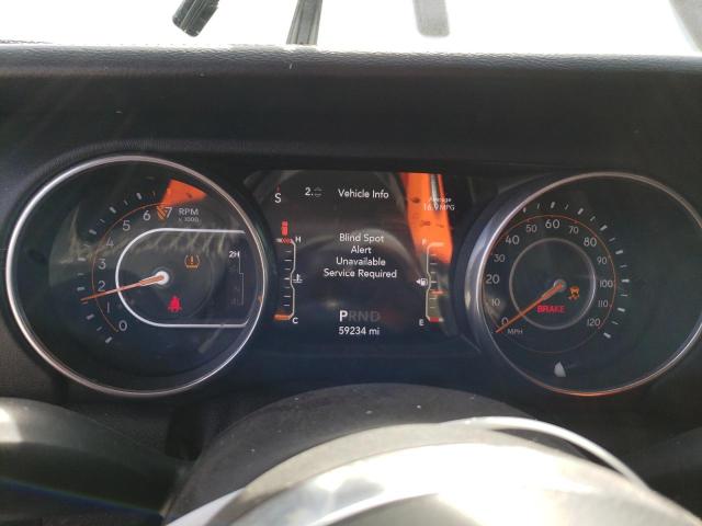 1C4HJXEG3JW206894 - 2018 JEEP WRANGLER U SAHARA WHITE photo 9