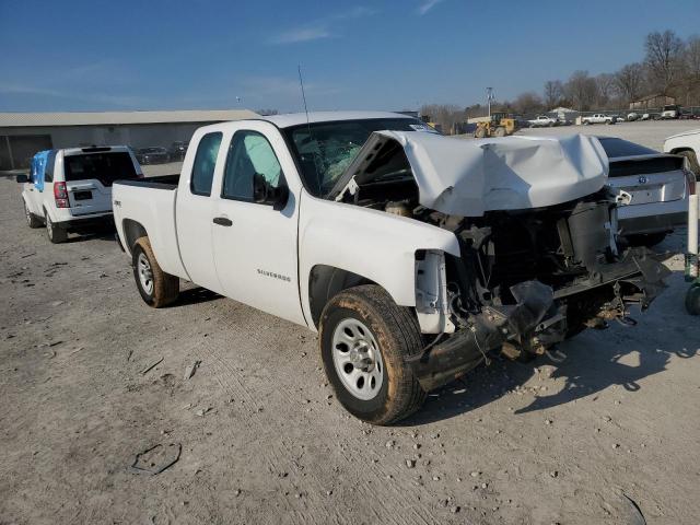 1GCRKPEA6BZ331594 - 2011 CHEVROLET SILVERADO K1500 WHITE photo 4