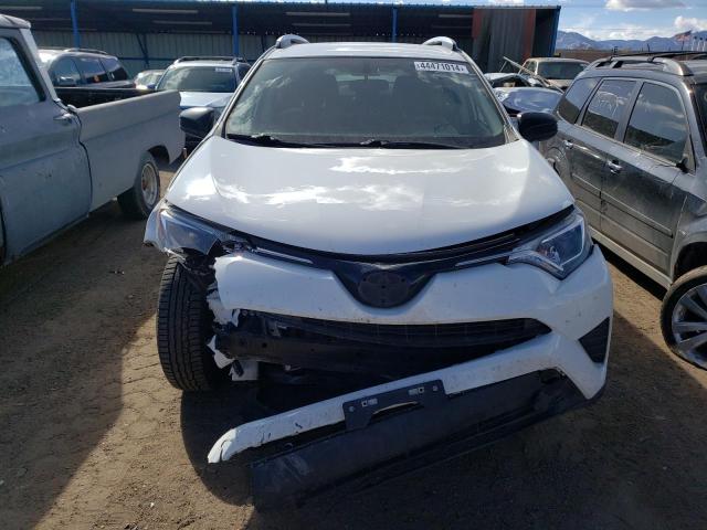 JTMBFREVXGD188948 - 2016 TOYOTA RAV4 LE WHITE photo 5