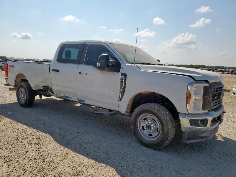 1FT7W2BA6REC21603 - 2024 FORD F250 SUPER DUTY 白色 照片 4