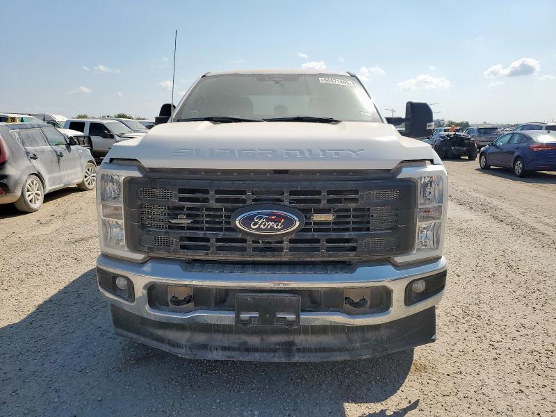 1FT7W2BA6REC21603 - 2024 FORD F250 SUPER DUTY 白色 照片 5