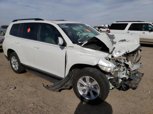 5TDZK3EH9DS115975 - 2013 TOYOTA HIGHLANDER BASE أبيض صورة 4