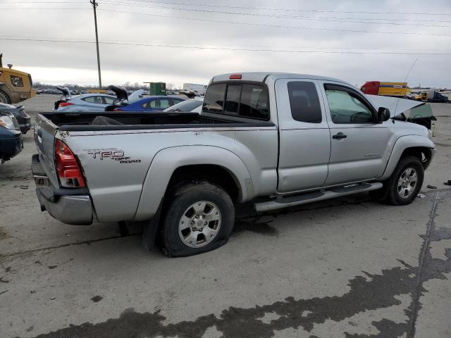 5TETU62N05Z023881 - 2005 TOYOTA TACOMA PRERUNNER ACCESS CAB SILVER photo 3