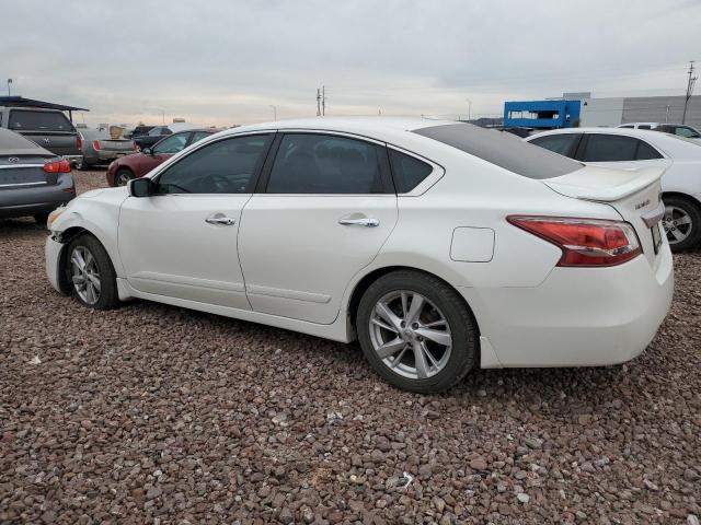 1N4AL3AP0DC922710 - 2013 NISSAN ALTIMA 2.5 WHITE photo 2