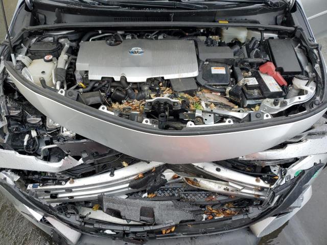 JTDKARFP4H3055141 - 2017 TOYOTA PRIUS PRIM SILVER photo 11